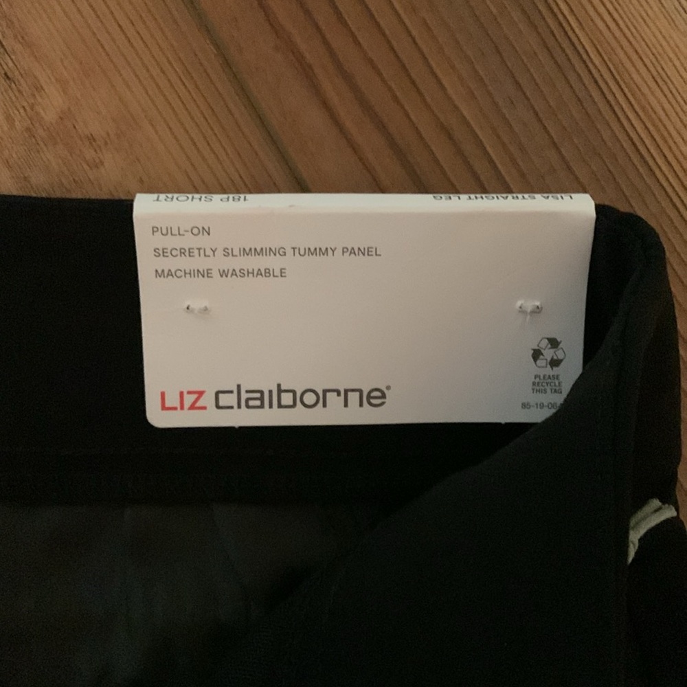 NWT Liz Claiborne Lisa Straight Leg Mid-Rise Pull-On Pants Size 18P Short - Picture 5 of 11